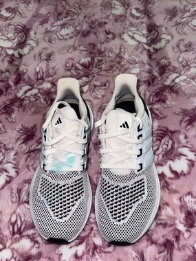 adidas Kids White Mesh Sneakers with Black and Light Blue Details